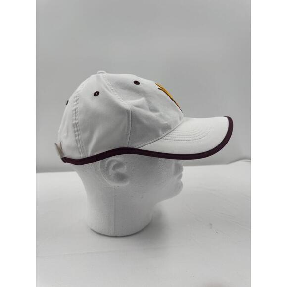 Nike Legacy91 White Embroidered Logo Curved Brim Adjustable Strap Cap - Picture 4 of 5